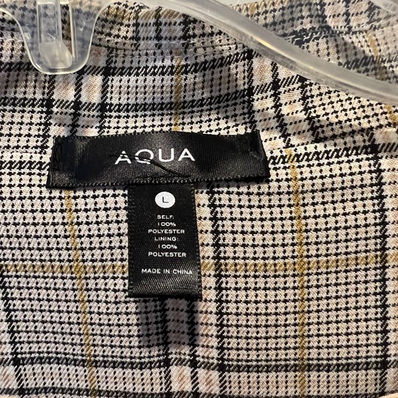 NWT Women’s Plaid Blazer - Picture 2 of 3